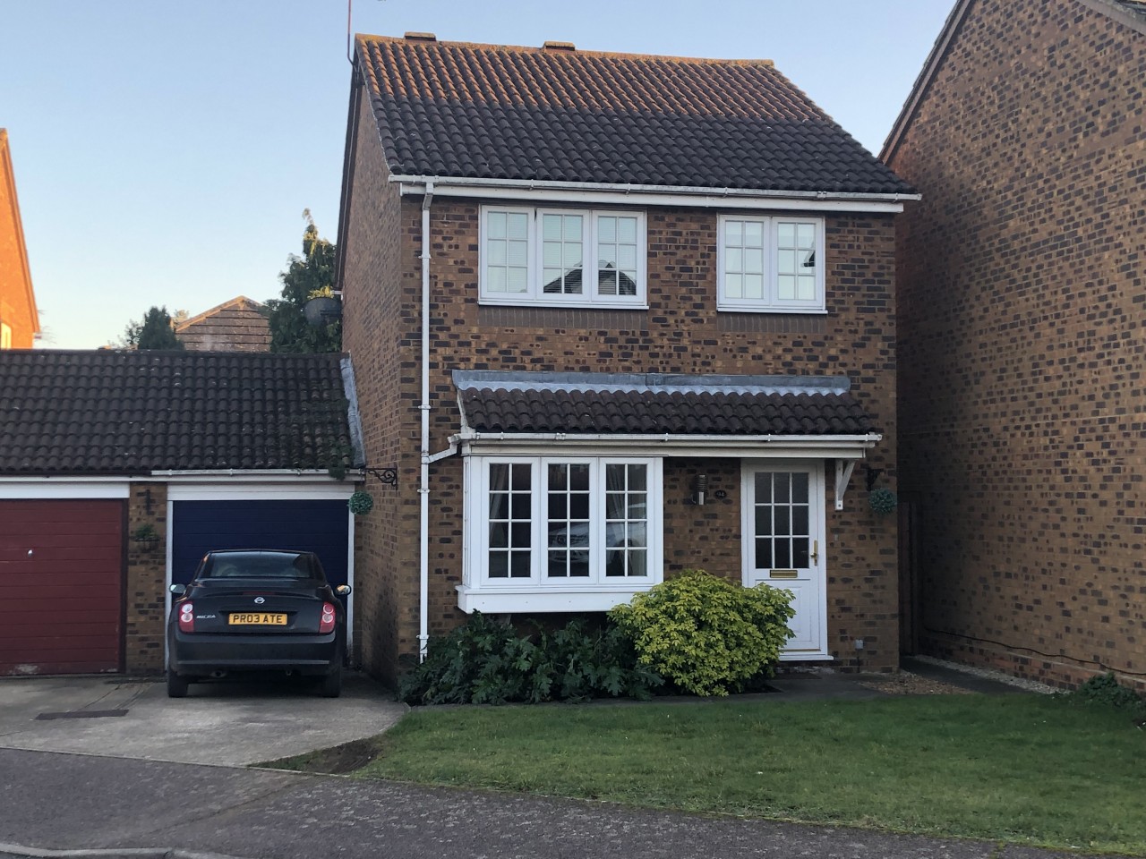 3 bedroom detached house to let in Boxfield Green, Chells Manor