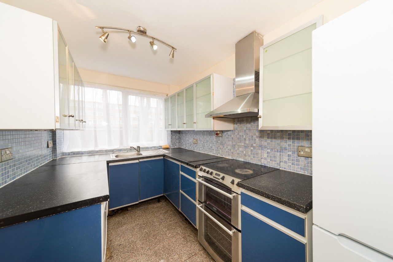 Beautiful 2 Bed Flat in Wanstead, E11 The Online Letting Agents Ltd