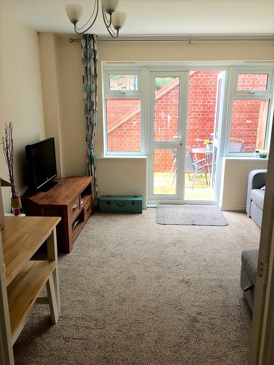 Modern Two Bed Semi Detached House to Rent in Village Location in