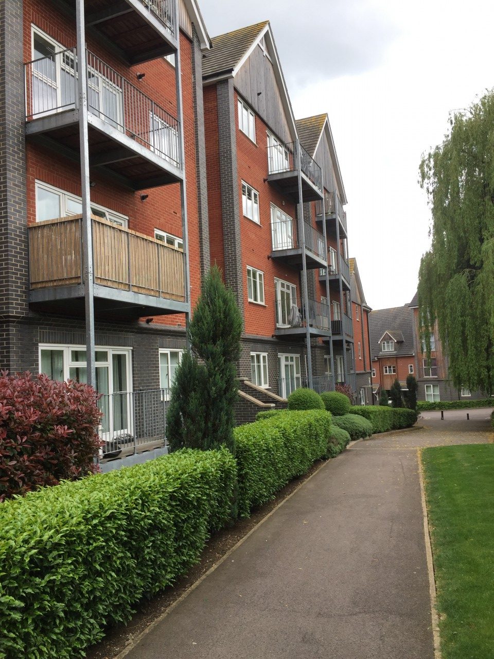 2 Bed Canal View Apartment to let in Bletchley, Milton Keynes The Online Letting Agents Ltd