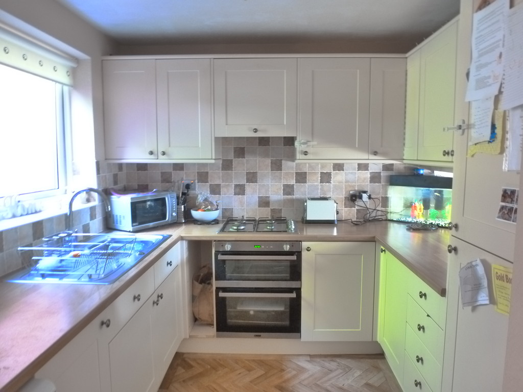 3 bed terraced house for rent in Linton Glade, Croydon The Online