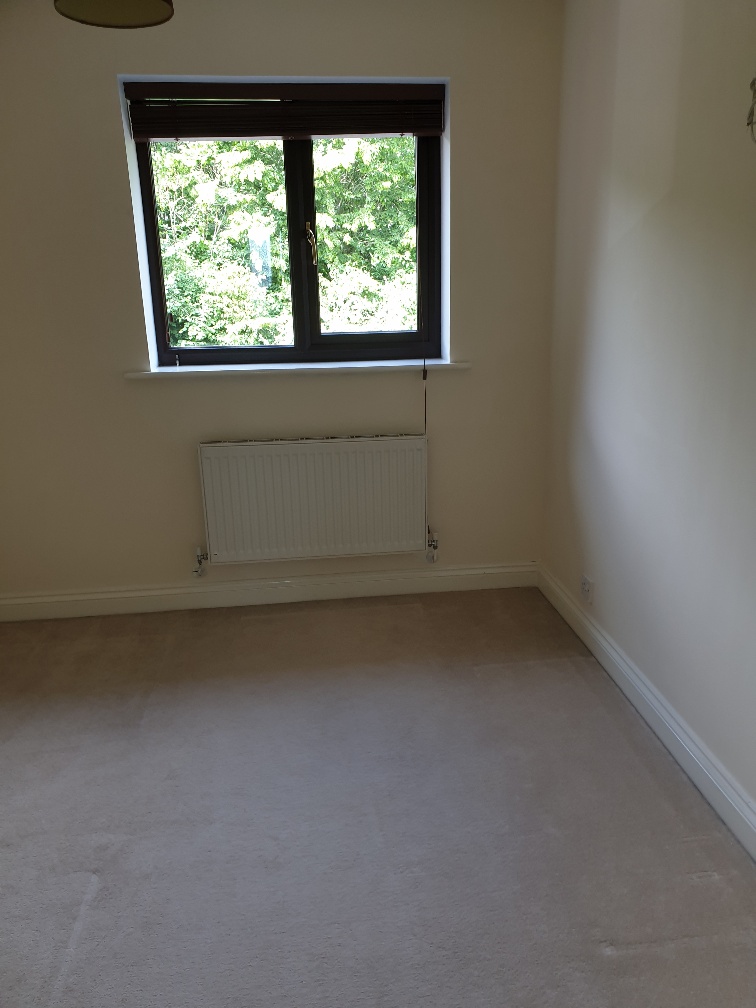 3 Bedroom House to let in Weavers Close, Chippenham The Online
