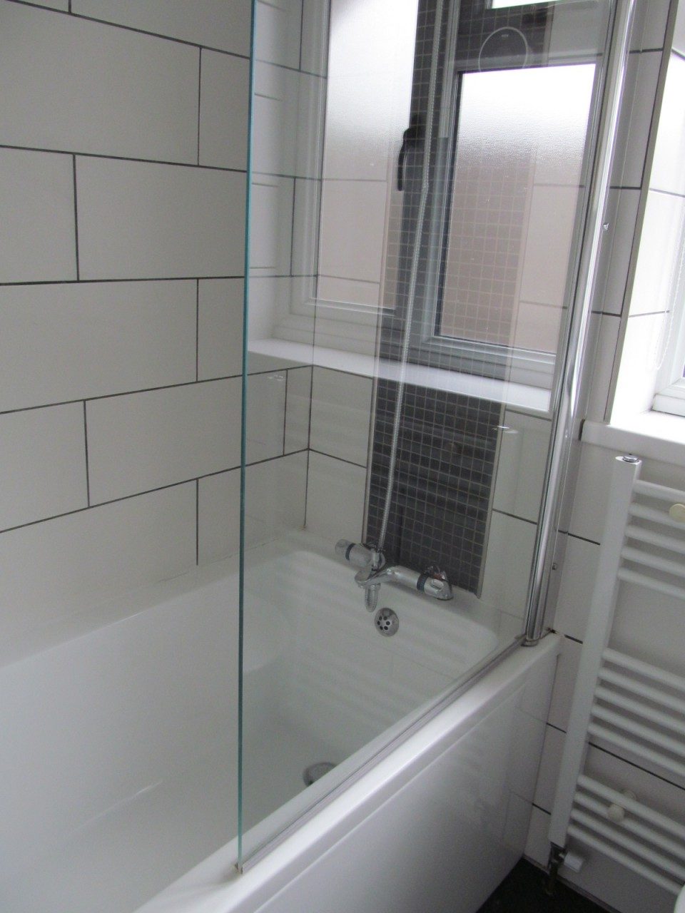 Modern 3 bed semi to let in Broughton Astley, Leicester The Online