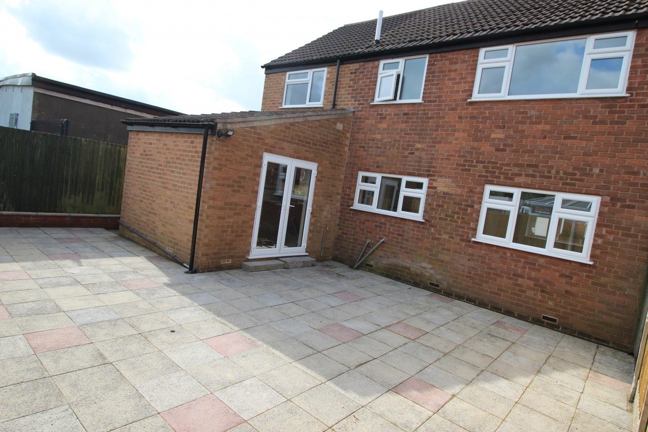 4 bedrooms house close to Kirkham town centre to let in Preston The