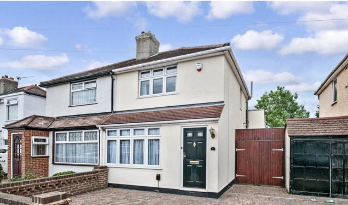 Beautifully Presented 2 Bedroom Property in Bexleyheath The Online