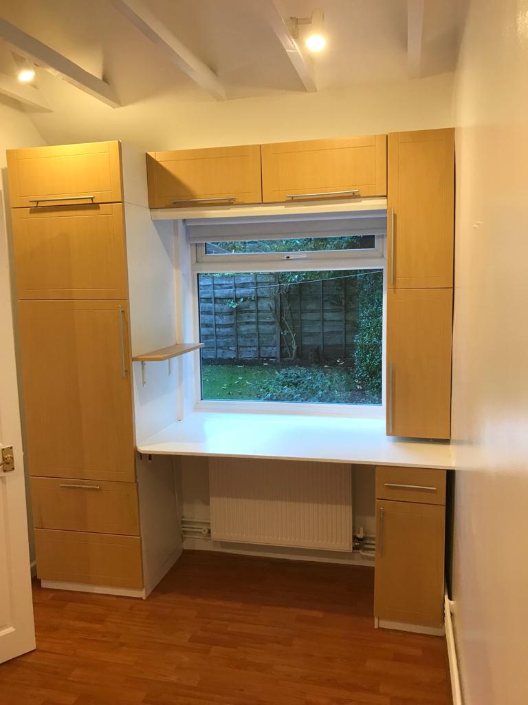 Cottagestyle, private garden, pet friendly To Let in West Didsbury