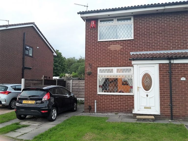 Two Bedroom Semi Detached House To Let in Audenshaw, Manchester The Online Letting Agents Ltd Two Bedroom Semi Detached House To Let in Audenshaw, Manchester The Online Letting Agents Ltd