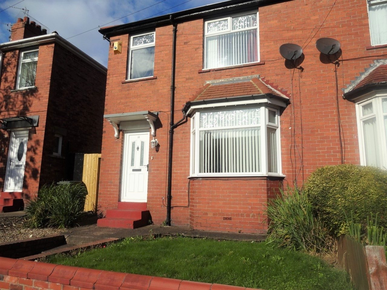 3 Bedroom SemiDetached House ot let in North Shields The Online