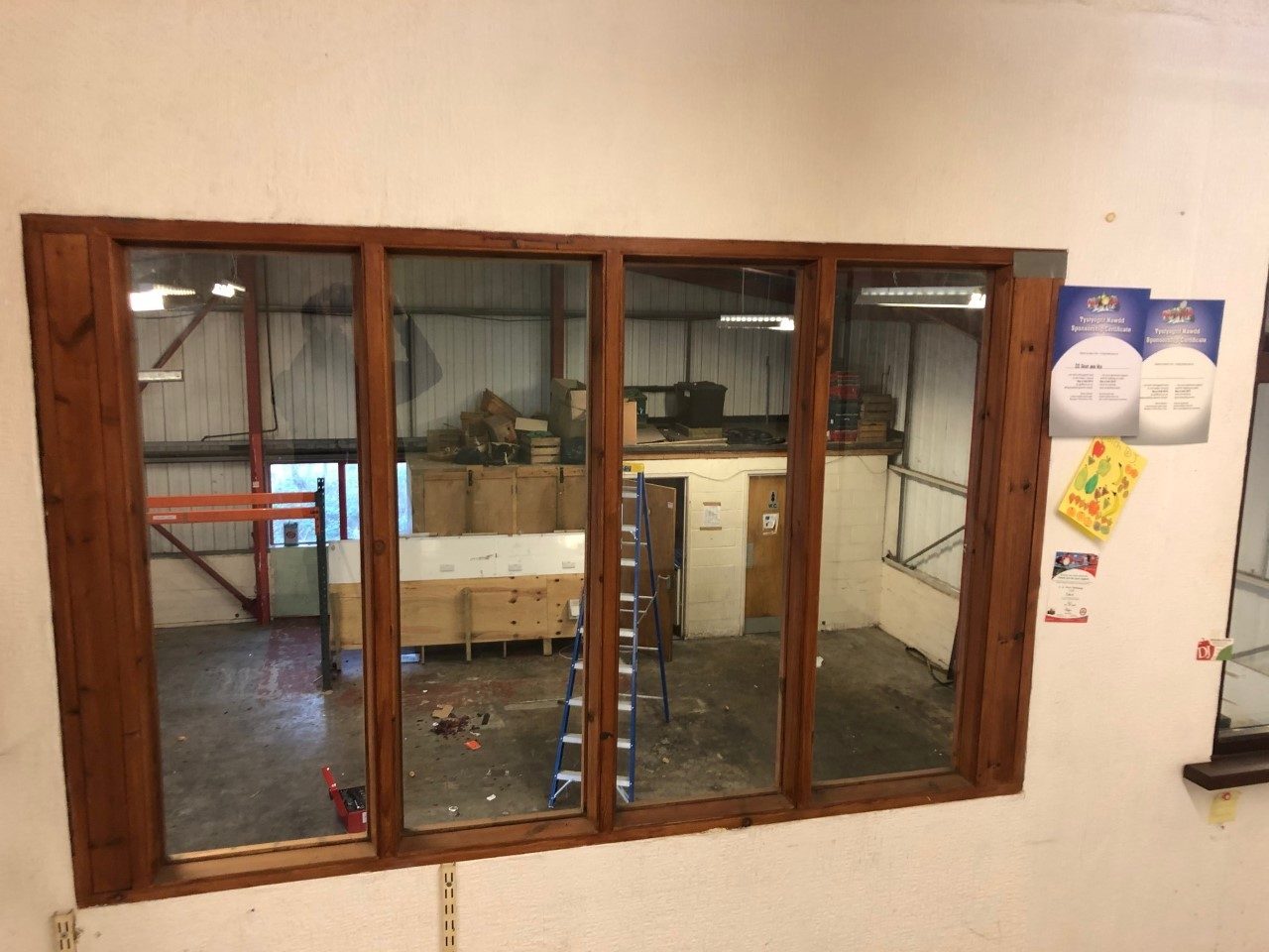 Porthmadog Unit Available Now! The Online Letting Agents Ltd