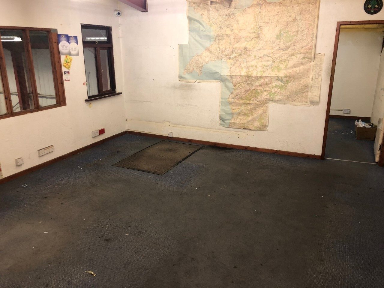 Porthmadog Unit Available Now! The Online Letting Agents Ltd