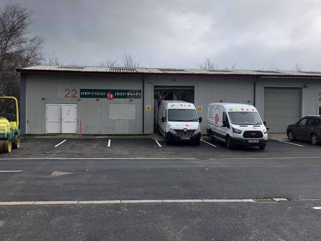 Porthmadog Unit Available Now! The Online Letting Agents Ltd