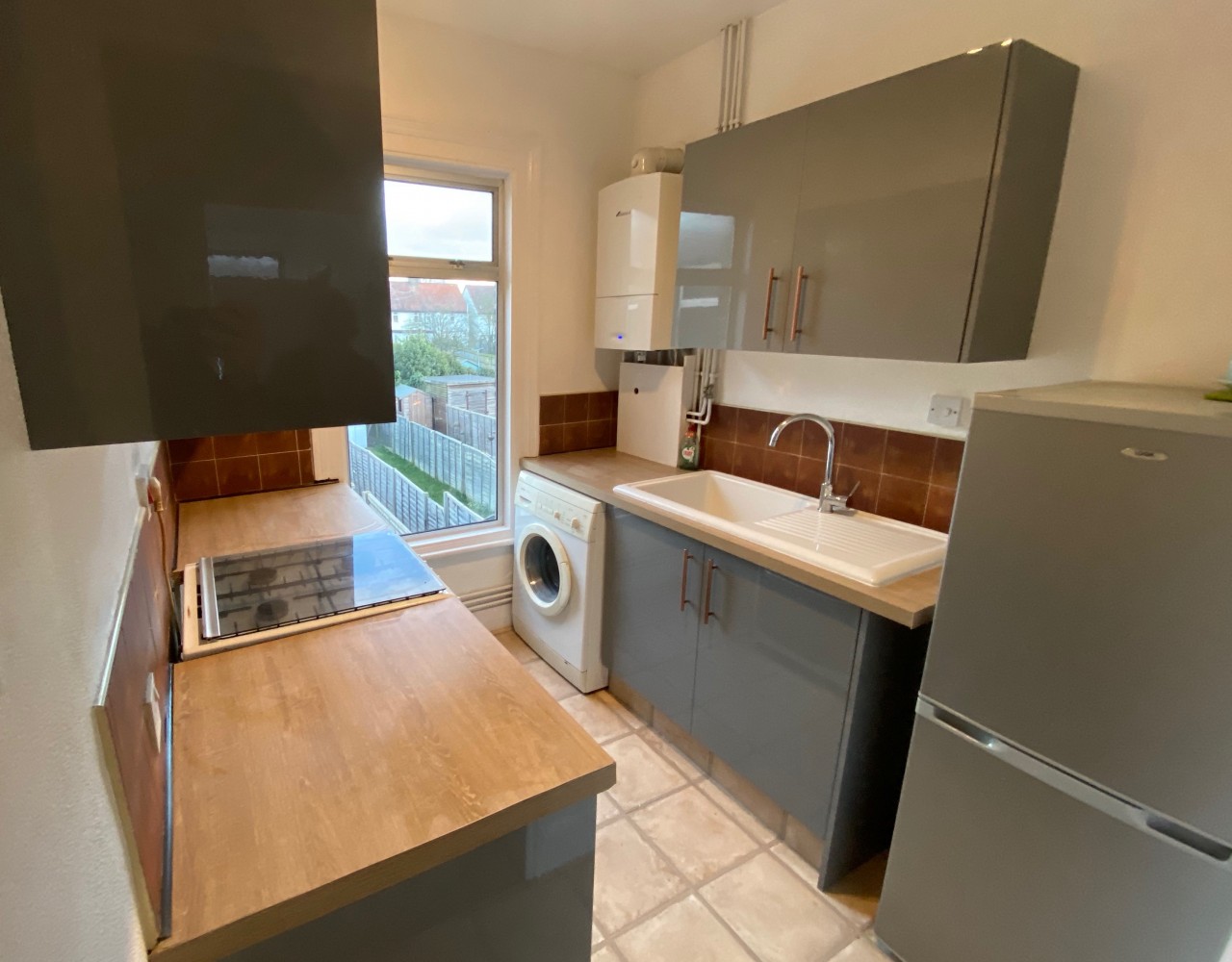 Two Bedroom, Two Bathroom with Garden to let in Worcester