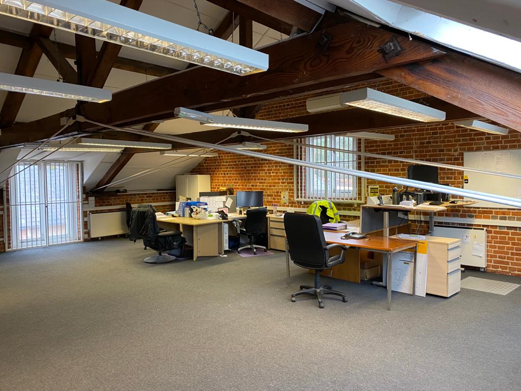 Office Unit to let, Home Farm, East Tytherley Road, Romsey The Online