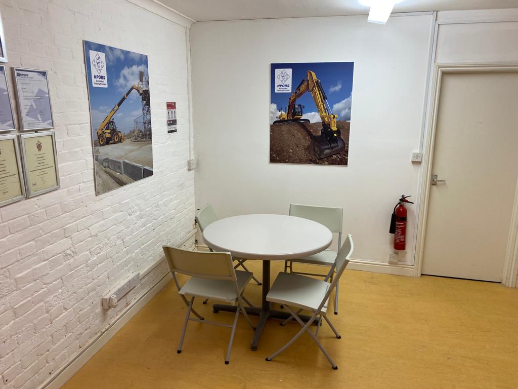 Office Unit to let, Home Farm, East Tytherley Road, Romsey The Online
