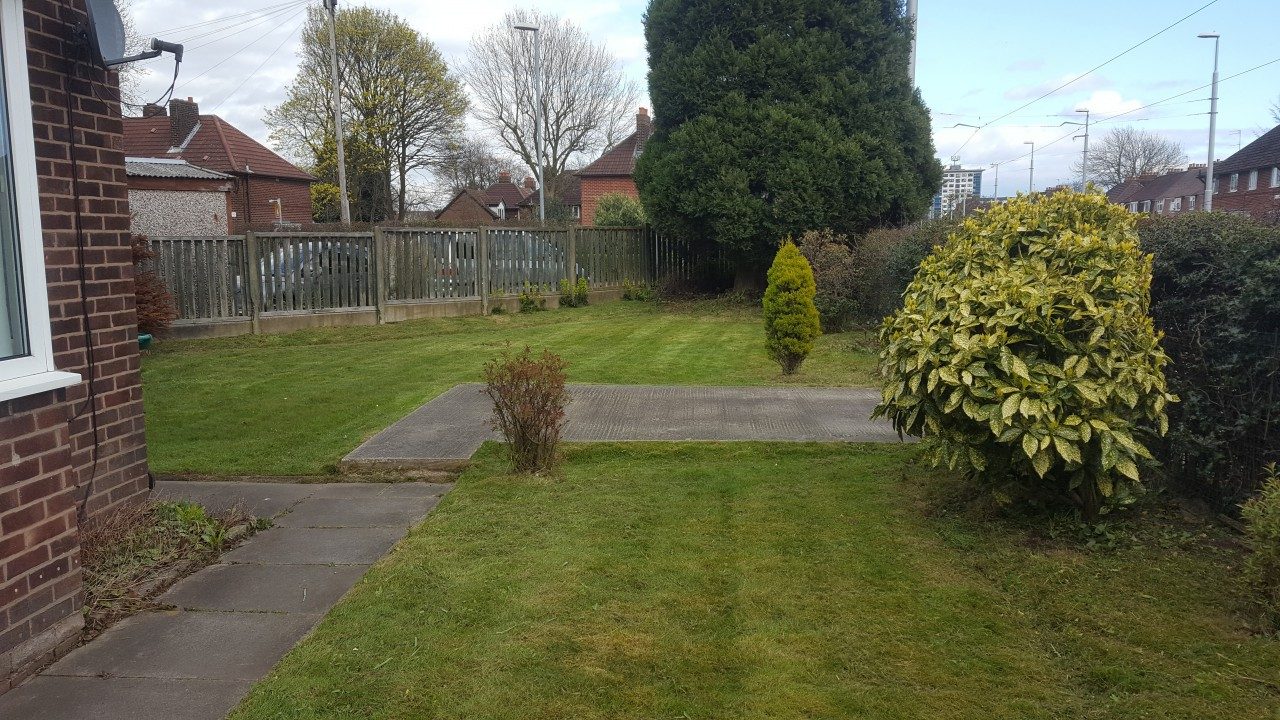 3 bedroom semi detached house to let in Wythenshawe, South Manchester