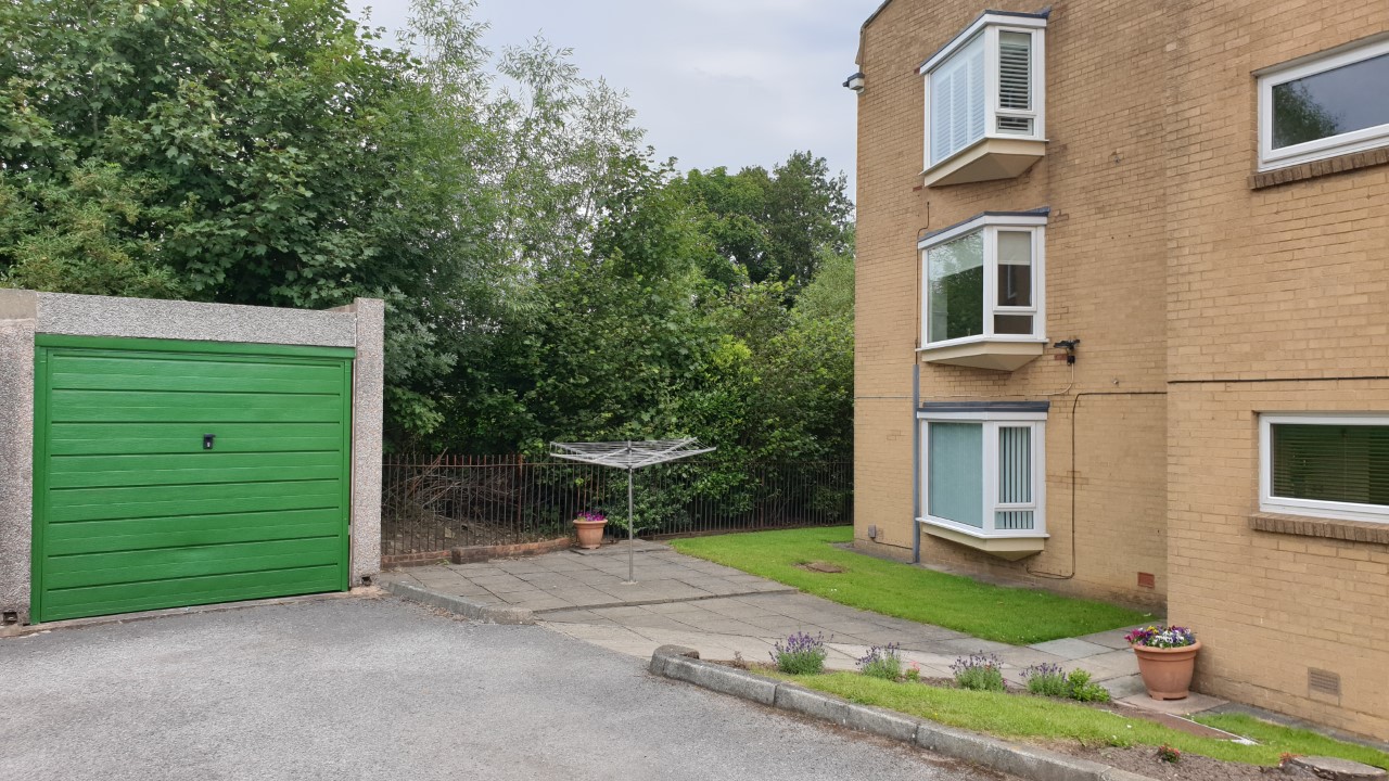 Two bedroom apartment to let in Eccleston Park, Prescot The Online