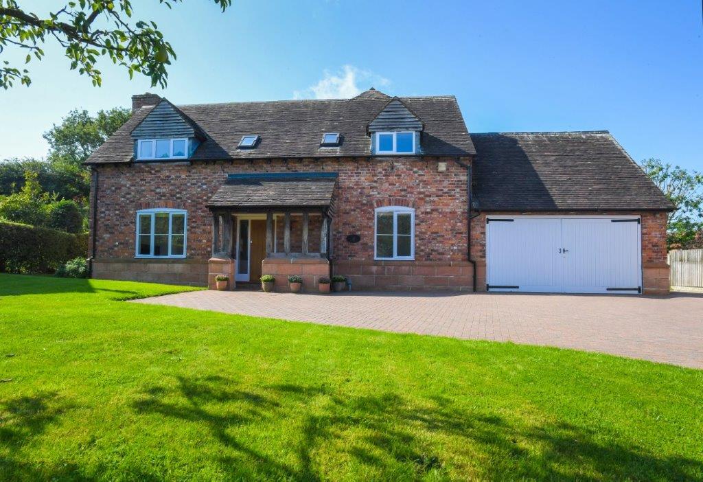 Exclusive Executive 5 Bedroom Detached Quality House To Let in Plealey
