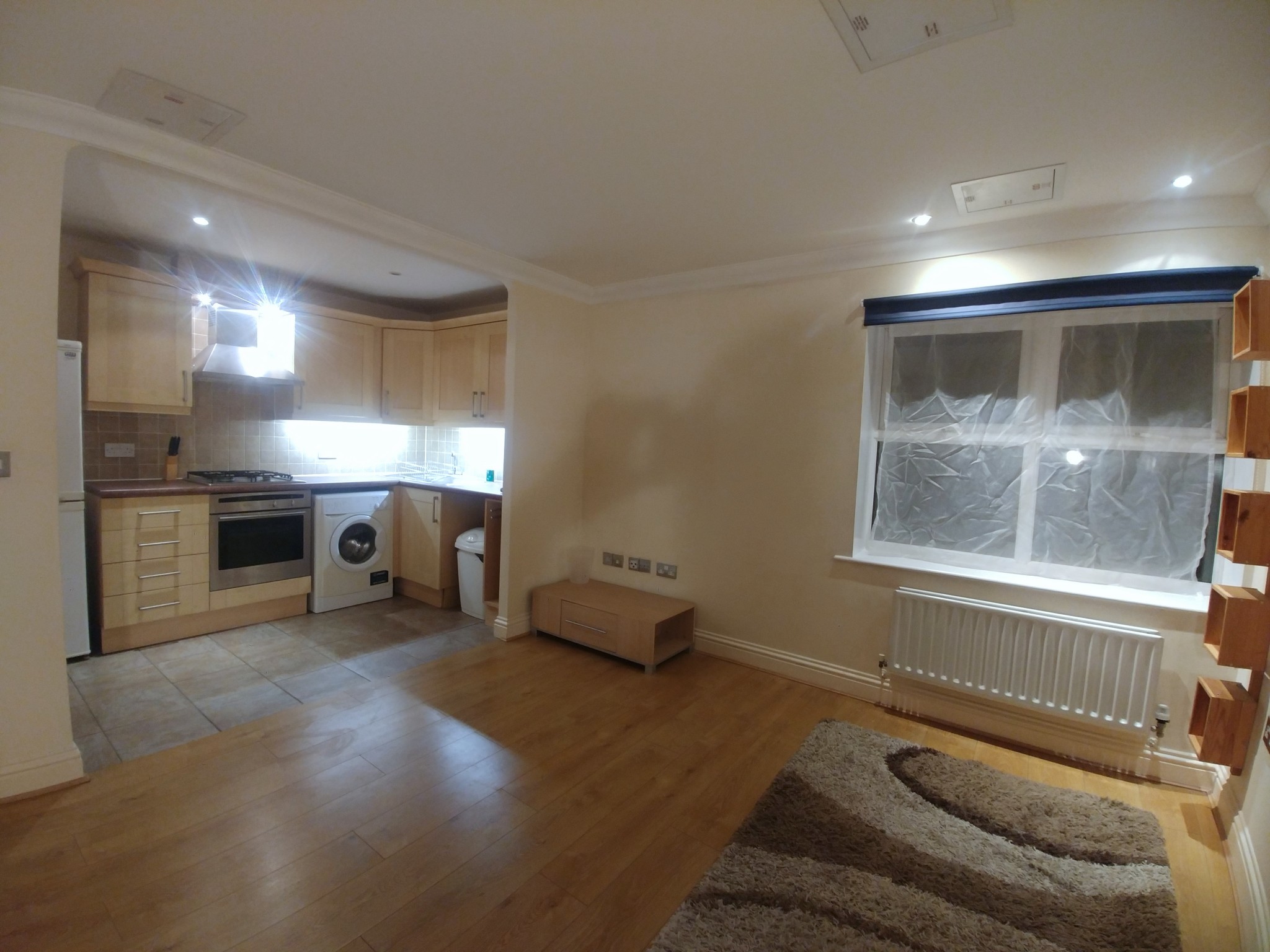 One bed flat to let in The Online Letting Agents Ltd