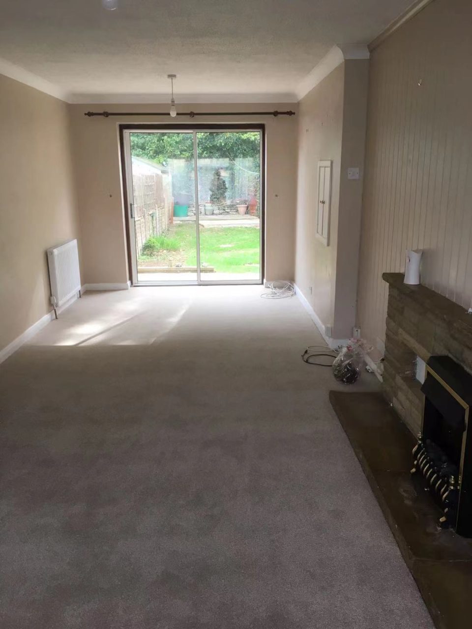 Spacious Three Bedroom Semidetached House to Let in Chippenham The