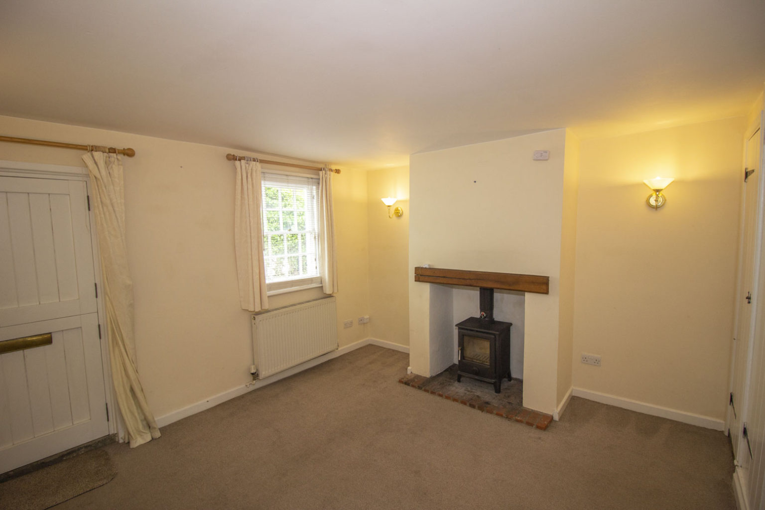 Charming 2 bedroom cottage in the heart of Clare, Suffolk The Online