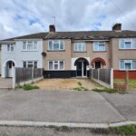 3 bed in house in Hornchurch
