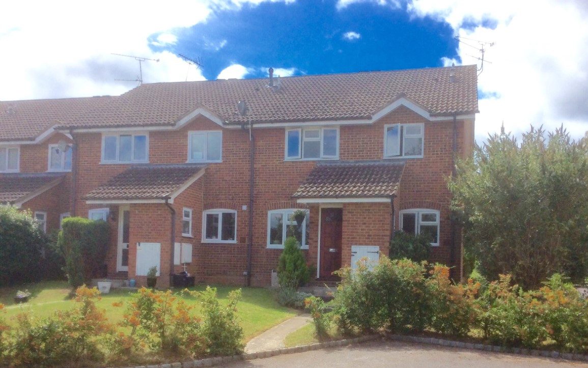 2 Bedroom Terraced House to let in Wokingham The Online Letting