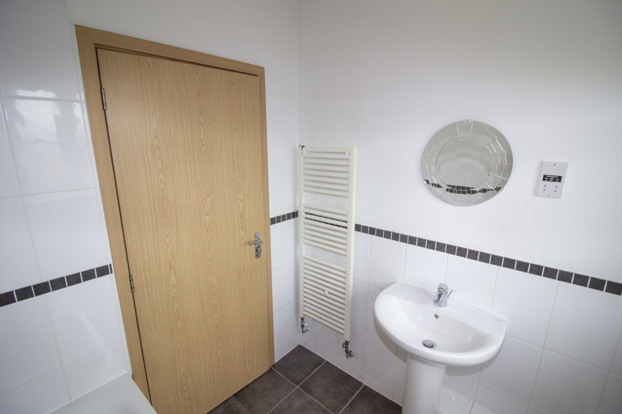 Modern 2 bedroom property to let in Sible Hedingham The Online Letting Agents Ltd