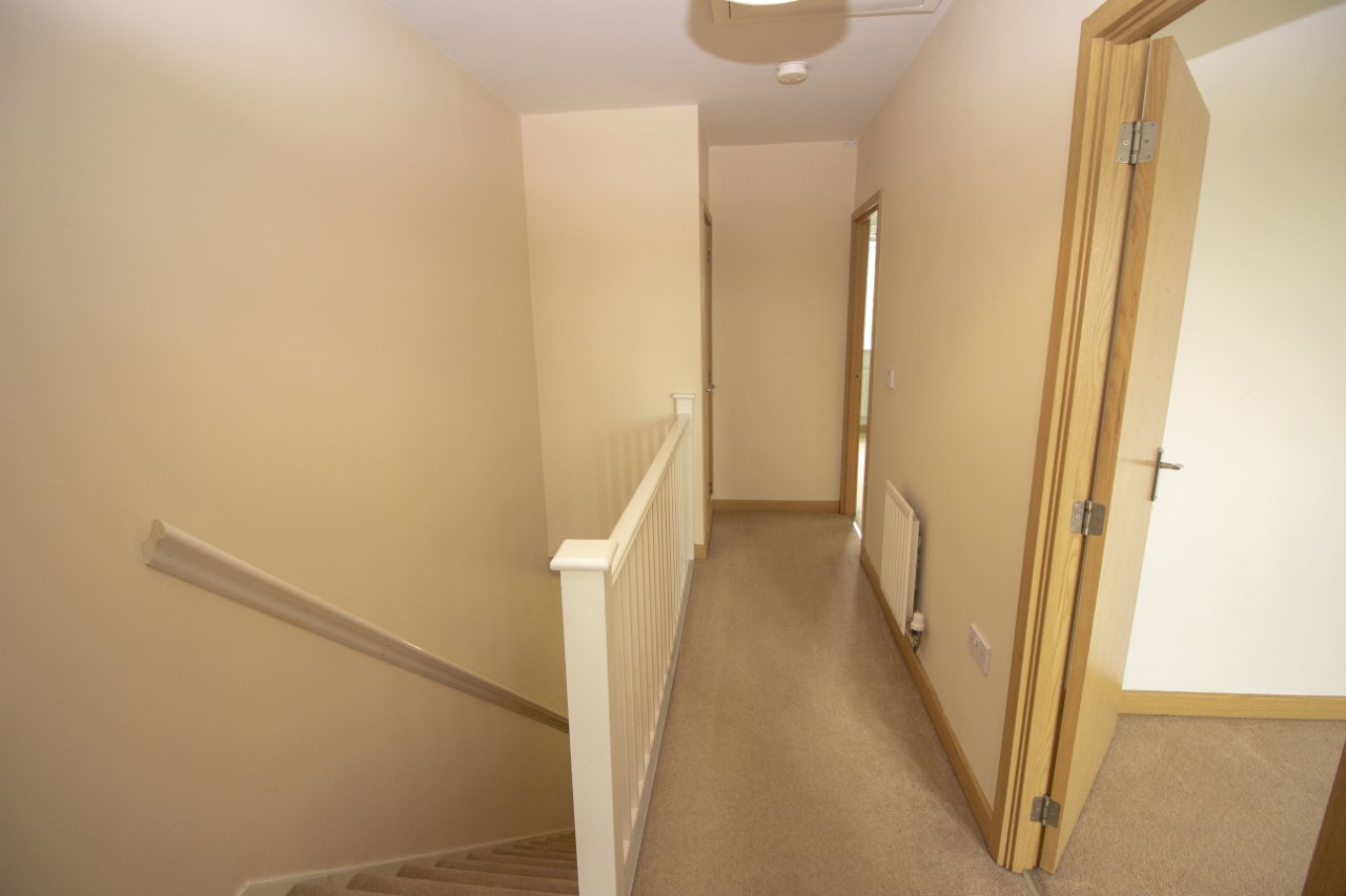Modern 2 bedroom property to let in Sible Hedingham The Online Letting Agents Ltd
