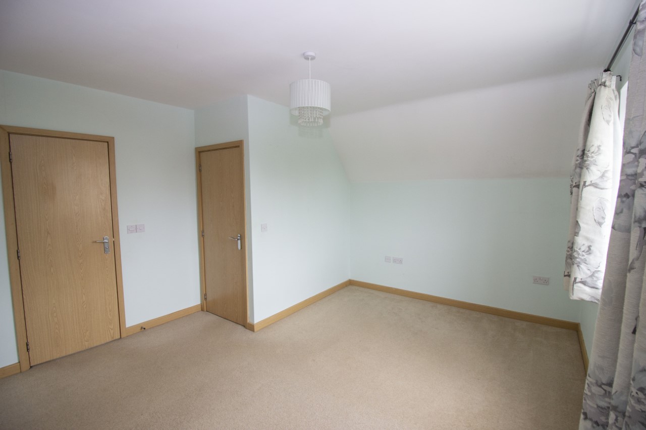 Modern 2 bedroom property to let in Sible Hedingham The Online
