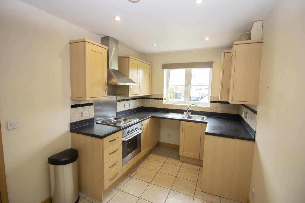 Modern 2 bedroom property to let in Sible Hedingham The Online Letting Agents Ltd