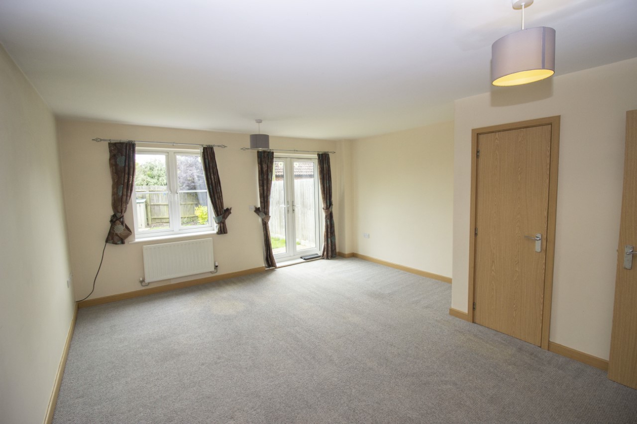 Modern 2 bedroom property to let in Sible Hedingham The Online Letting Agents Ltd