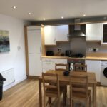 Cosy First-Floor Flat: Minutes from Wythenshawe Park & Metrolink, with Parking!